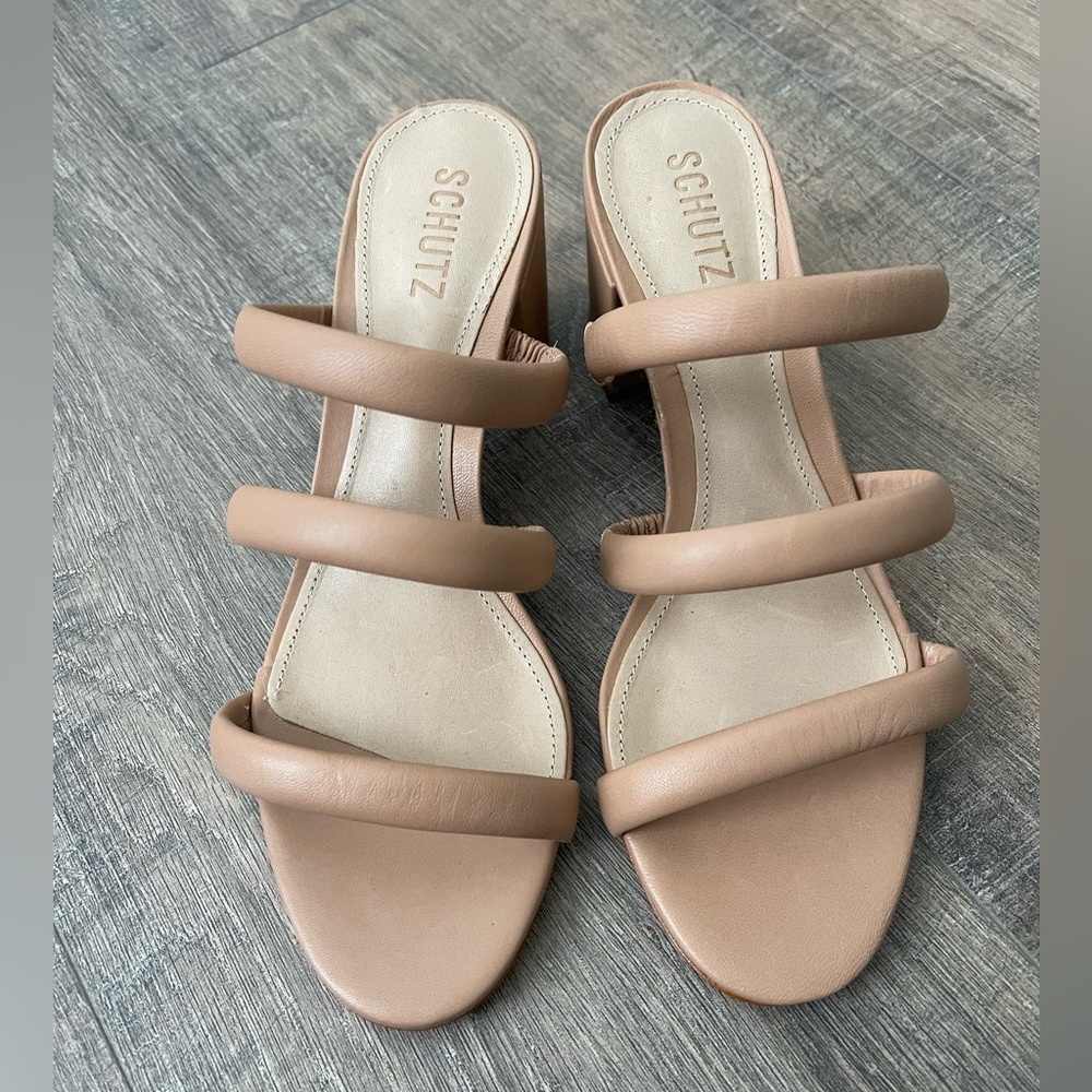 New Schutz Olly Block Heel Sandal size 9.5